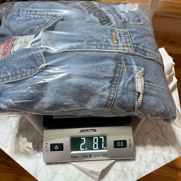 Vintage Mecca Women’s Jean Jacket Fits like a Medium - Picture 13 of 14